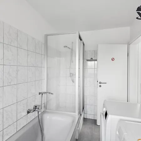 Monteur - Fuer Bis Zu 7 Personen In 63517 - Rod01 Appartement
