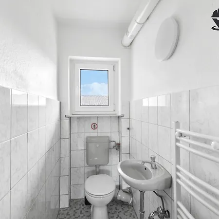 Monteur - Fuer Bis Zu 7 Personen In 63517 - Rod01 Appartement